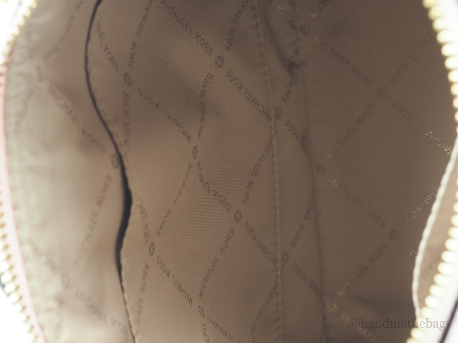 Michael Kors Women'S Jet Set Travel Dome Leather Crossbody Bag