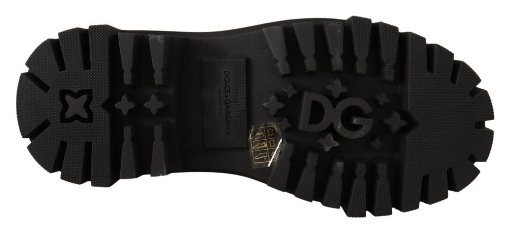 Bottes de combat en cuir noir cloutées