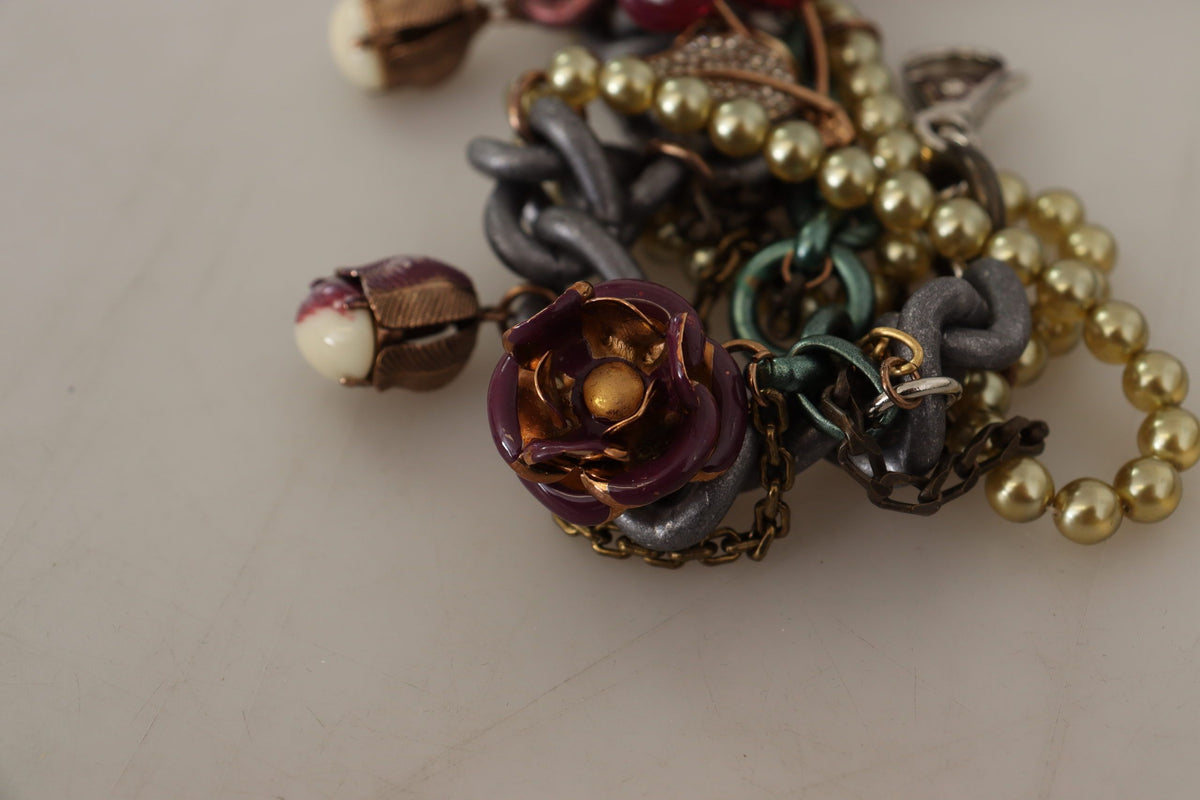 Collier doré en laiton avec motifs floraux siciliens et cristaux.