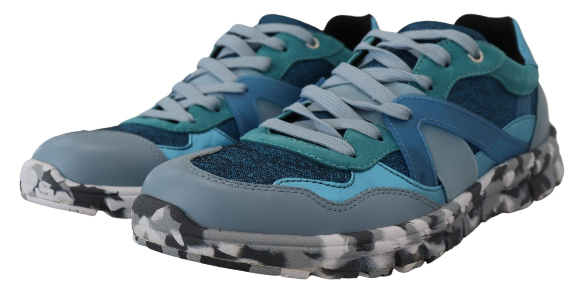 Sneakers basses de sport en cuir bleu gris
