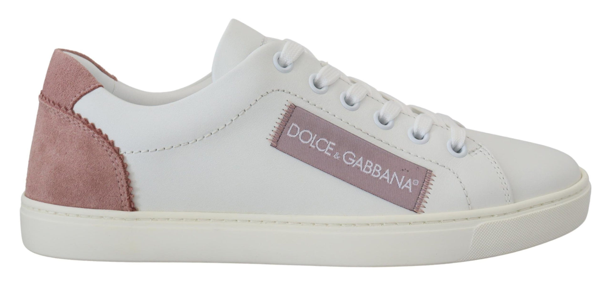 Sneakers basses en cuir blanc et rose.