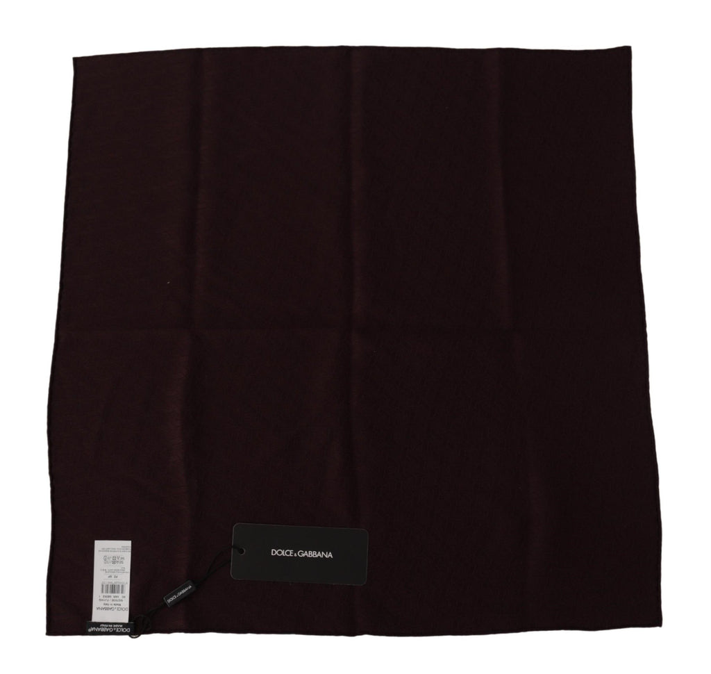 Écharpe carrée en soie mélangée, couleur marron, pour servir de foulard ou de mouchoir.
