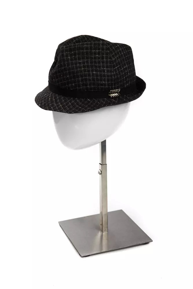 Chapeau noir en laine vierge pour femme