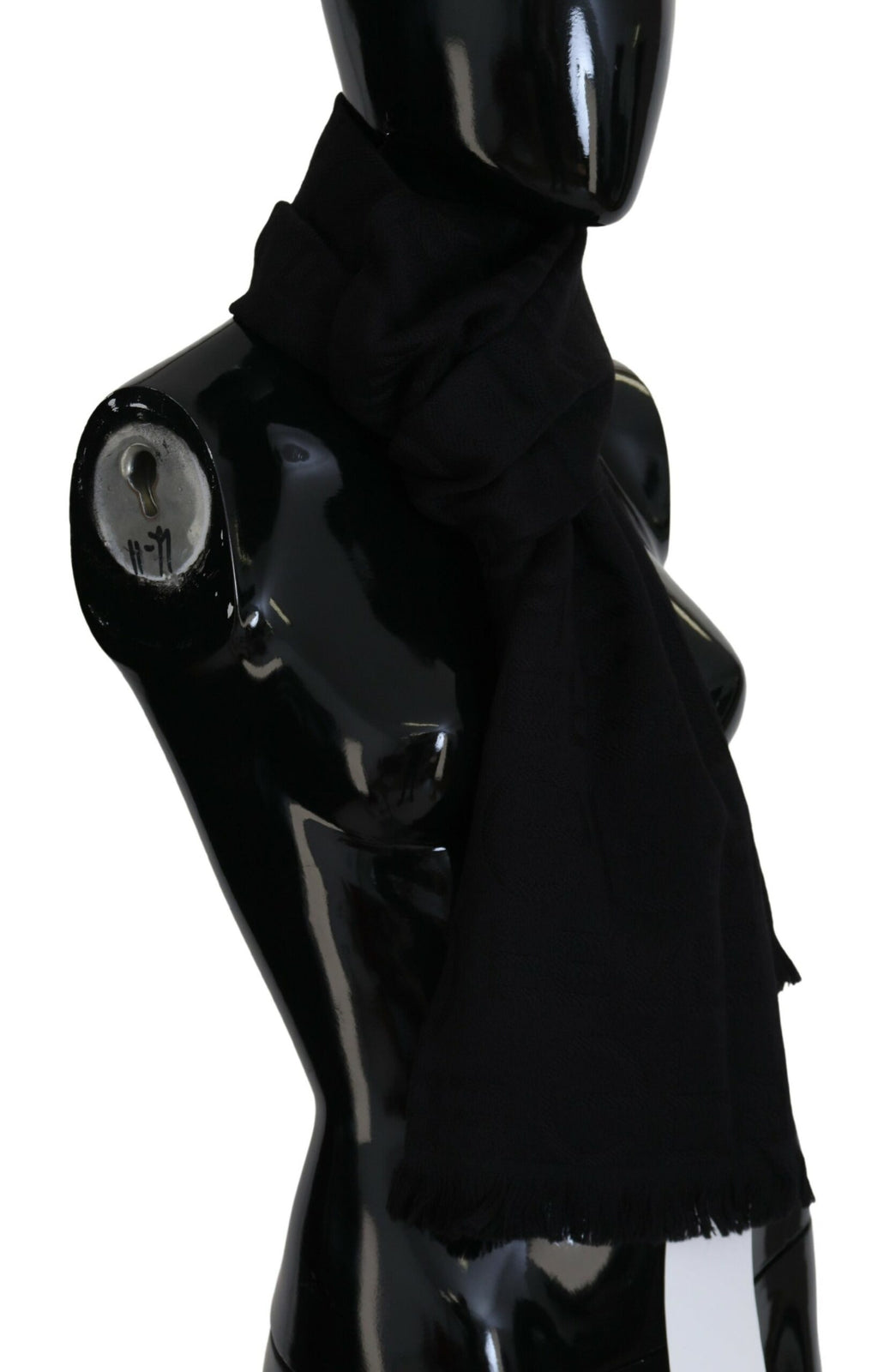 Écharpe en laine noire, châle à franges pour le cou.