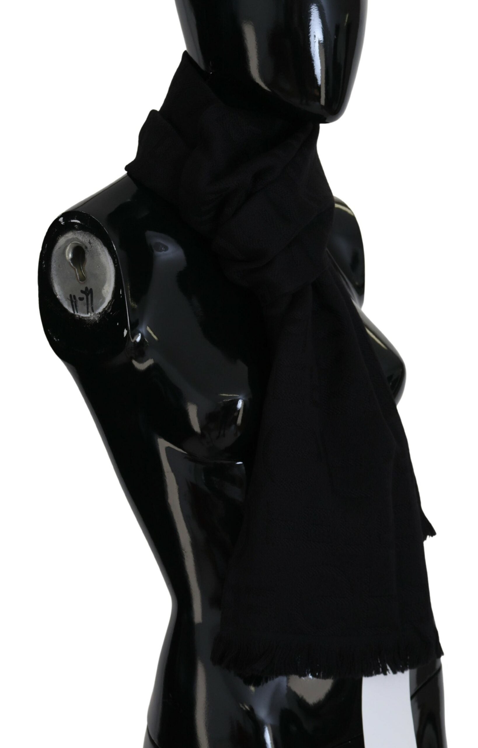 Écharpe en laine noire, châle à franges pour le cou.