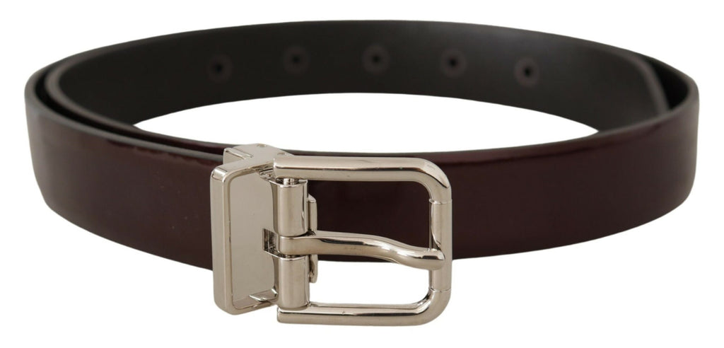 Ceinture en cuir verni marron avec boucle en métal argenté