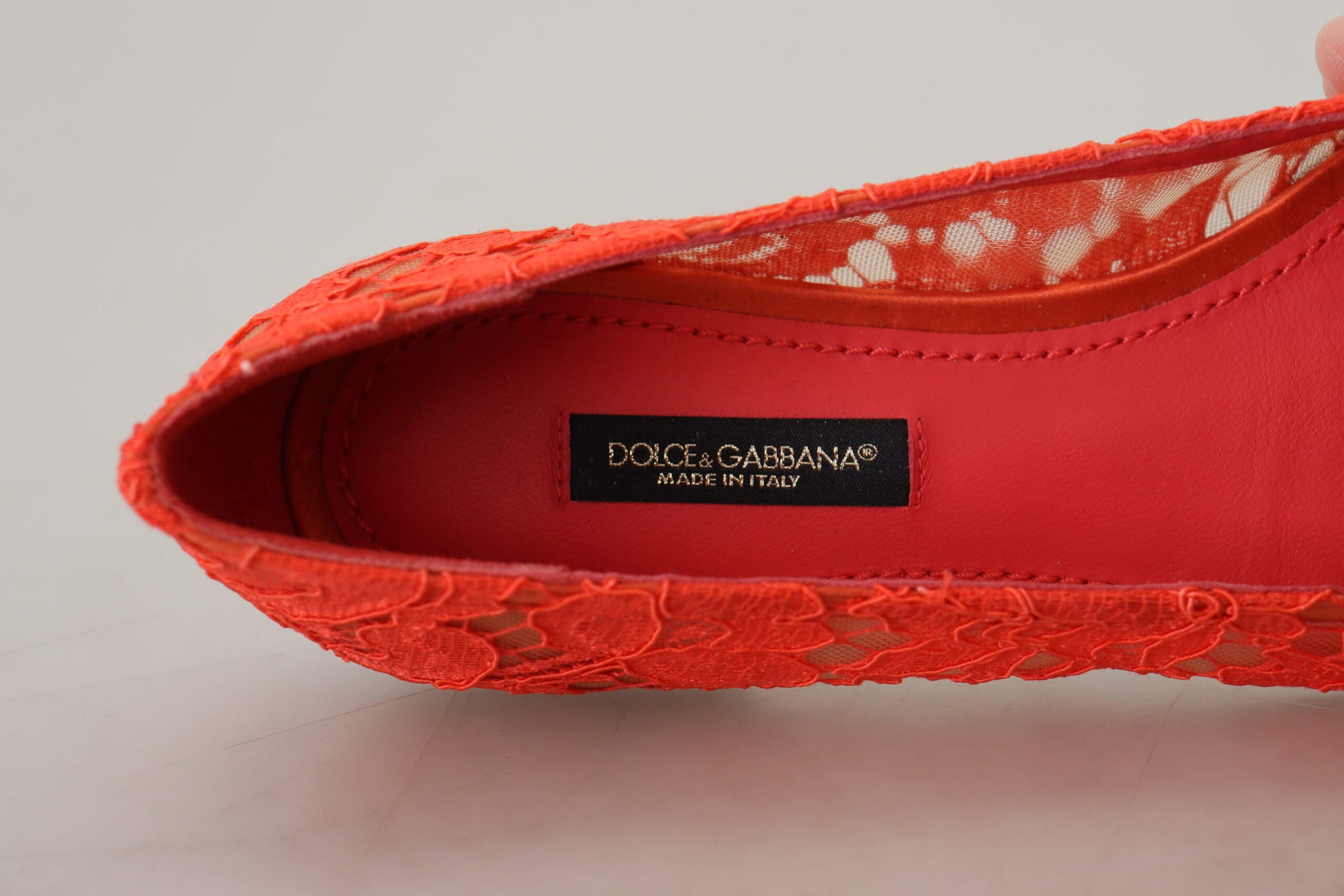 Boutures de ballet plates en dentelle Taormina rouge avec cristaux