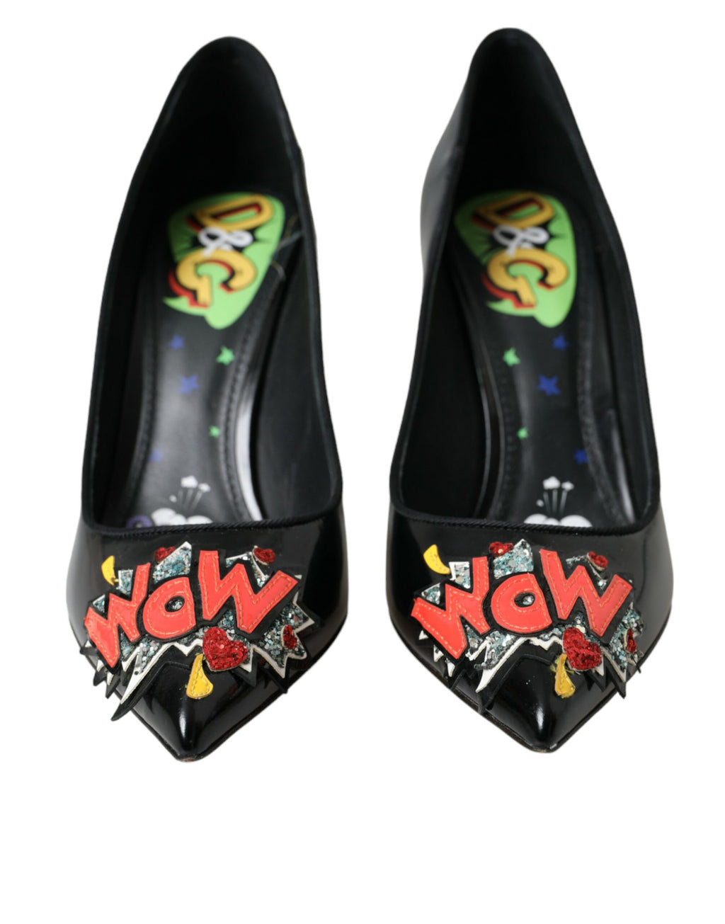 Escarpins en cuir noir avec patchs "WOW"