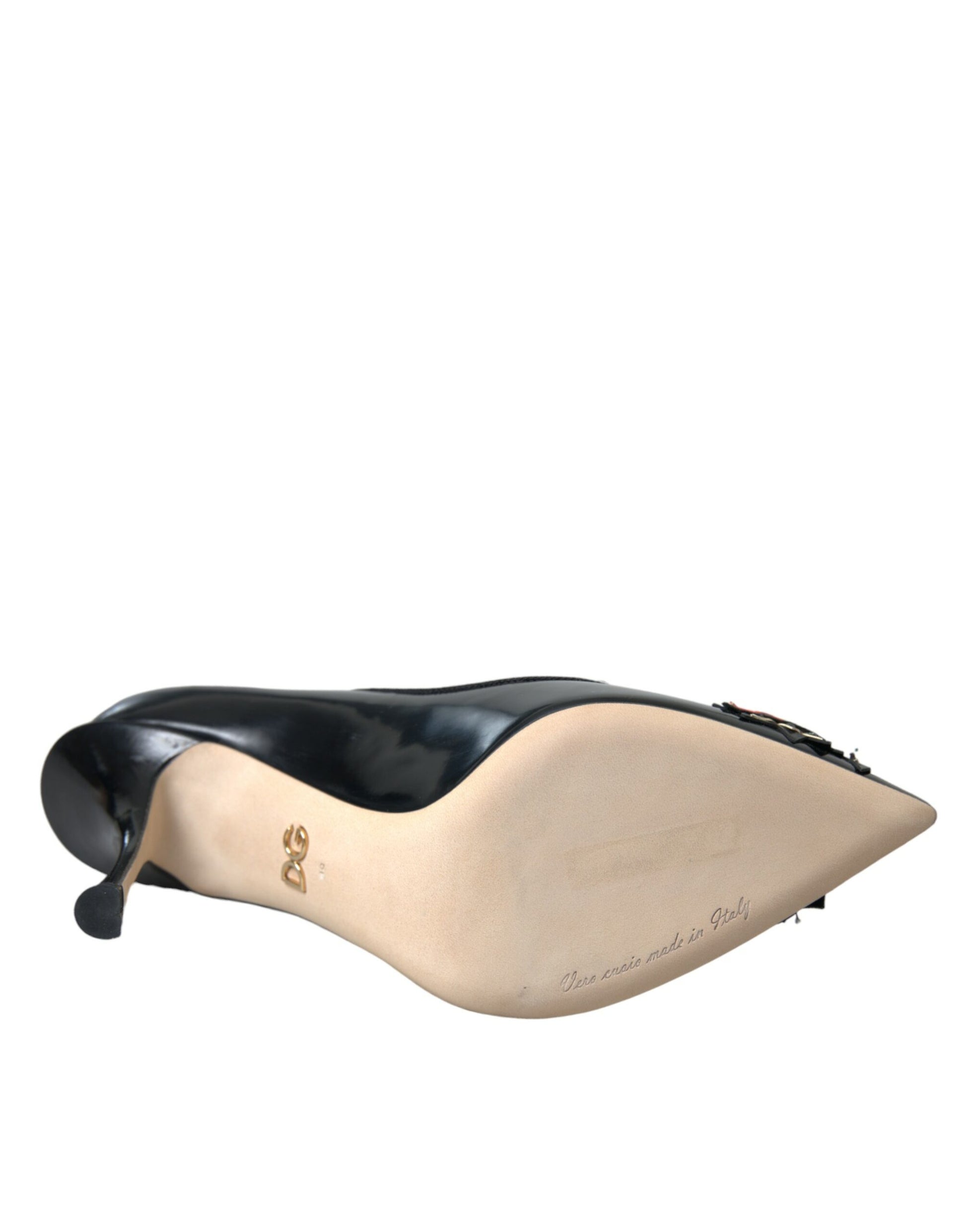 Escarpins en cuir noir avec patchs "WOW"
