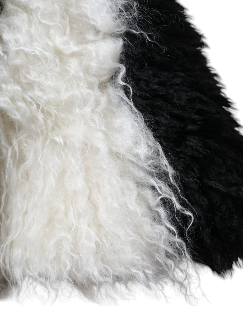 Chapeau en forme de seau en mohair et fourrure, rayures noires et blanches