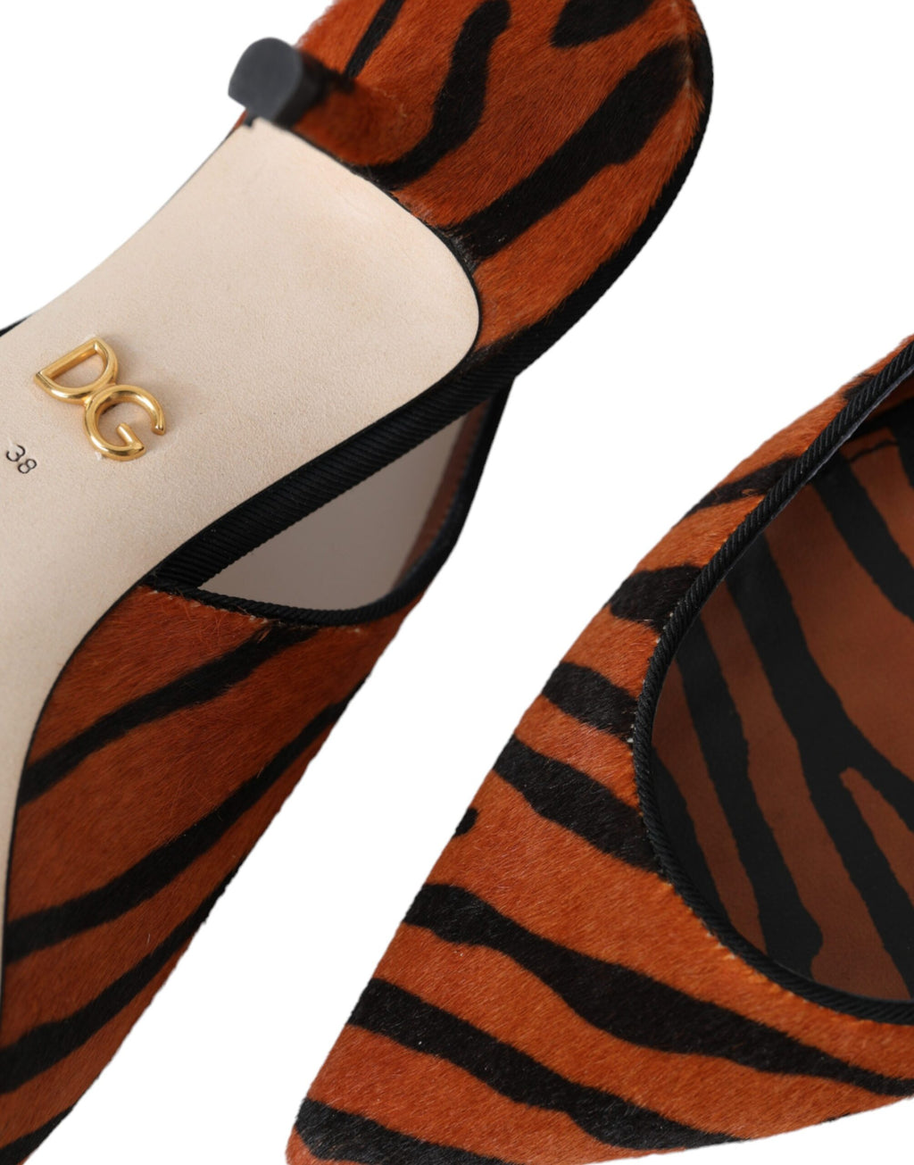 Escarpins en cuir noir et orange zèbre