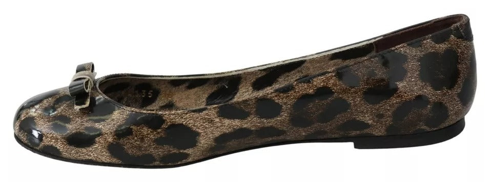 Boutures plates en cuir marron léopard