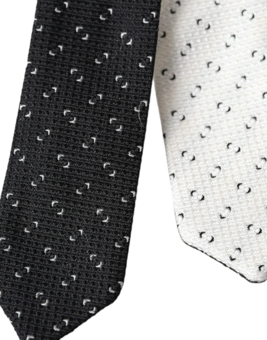 Cravate noire et blanche à motifs, taille réglable
