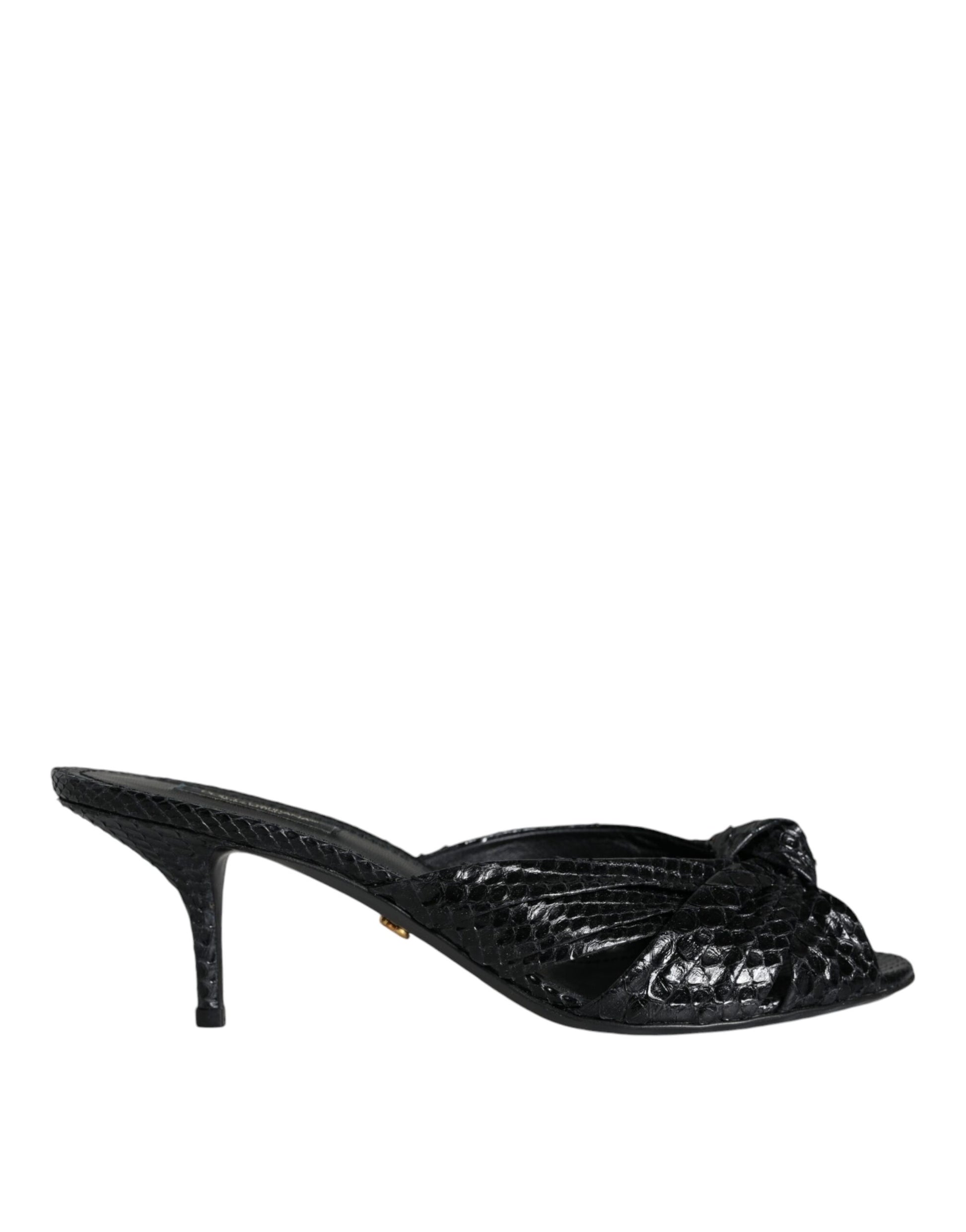 Sandales à talons hauts en cuir noir