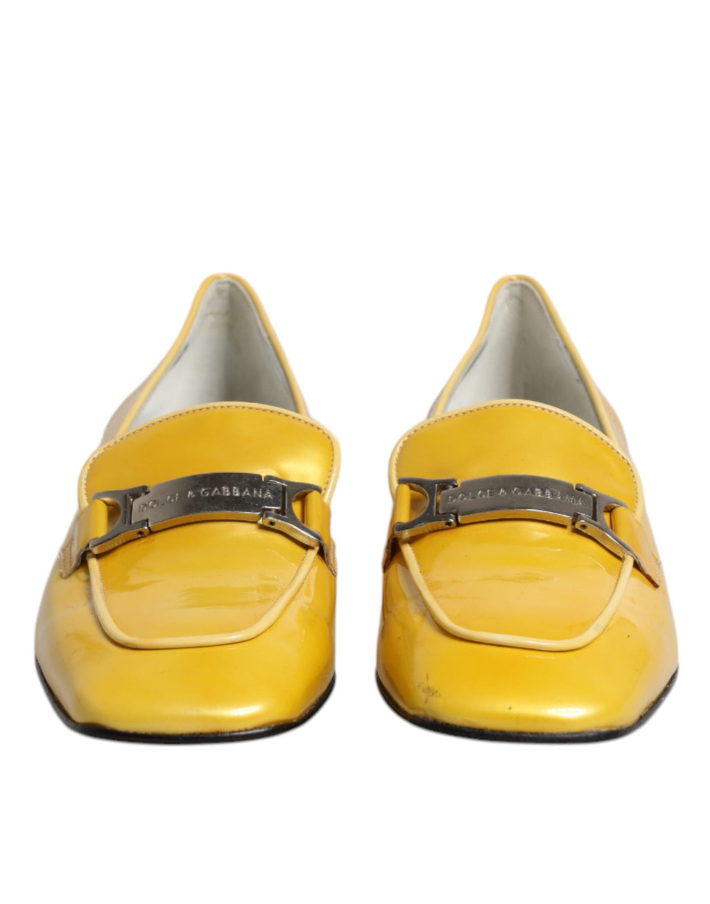 Mocassins à enfiler en cuir jaune avec plaque logo.