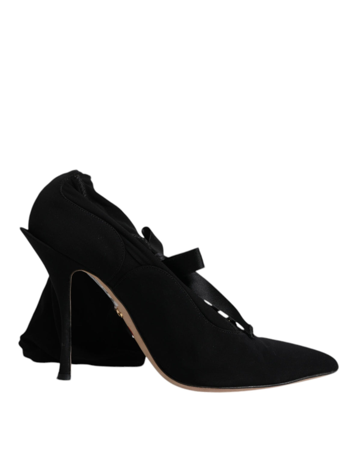 Bottines à talons aiguilles noires, mi-mollet