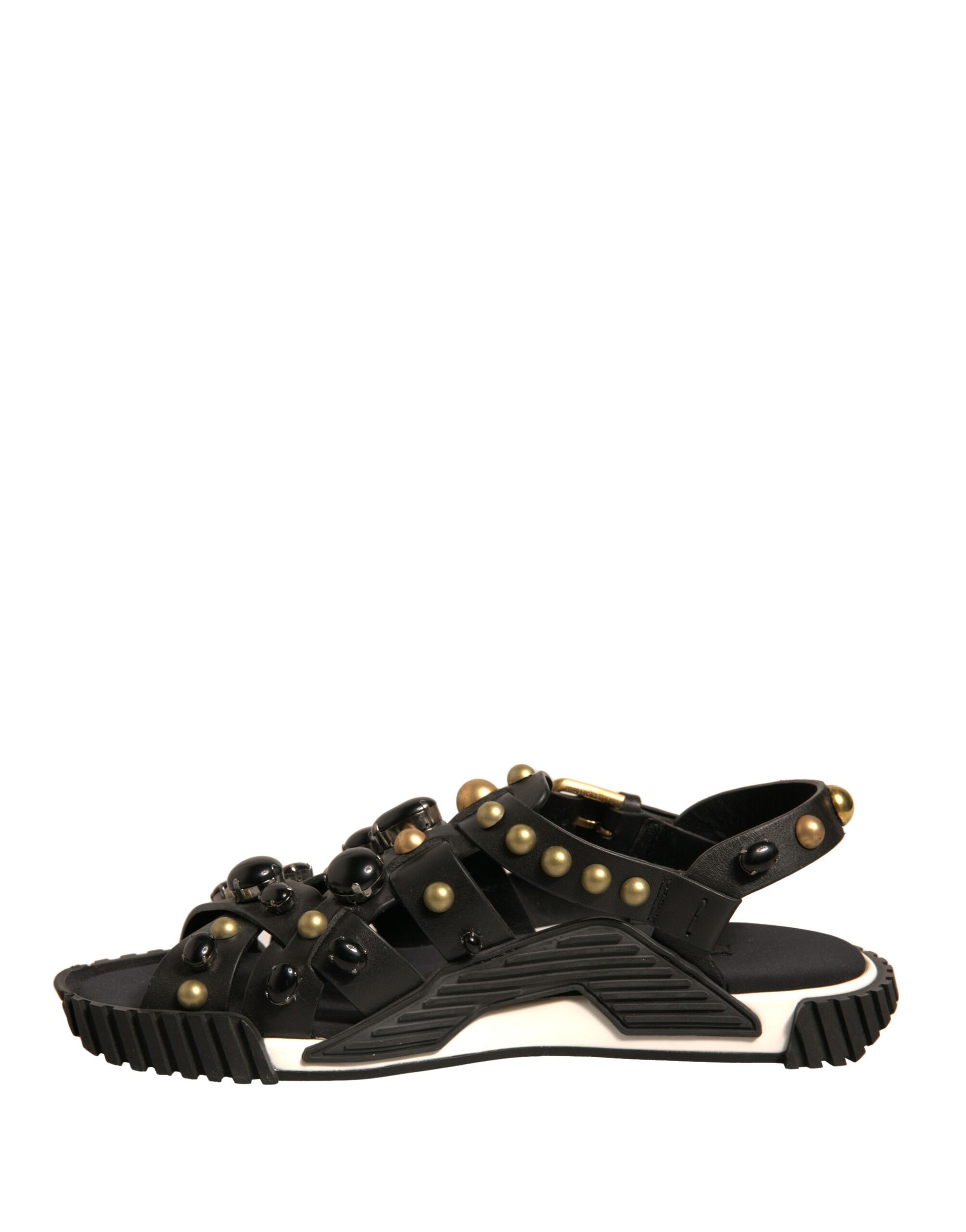 Sandales compensées en cuir noir avec clous