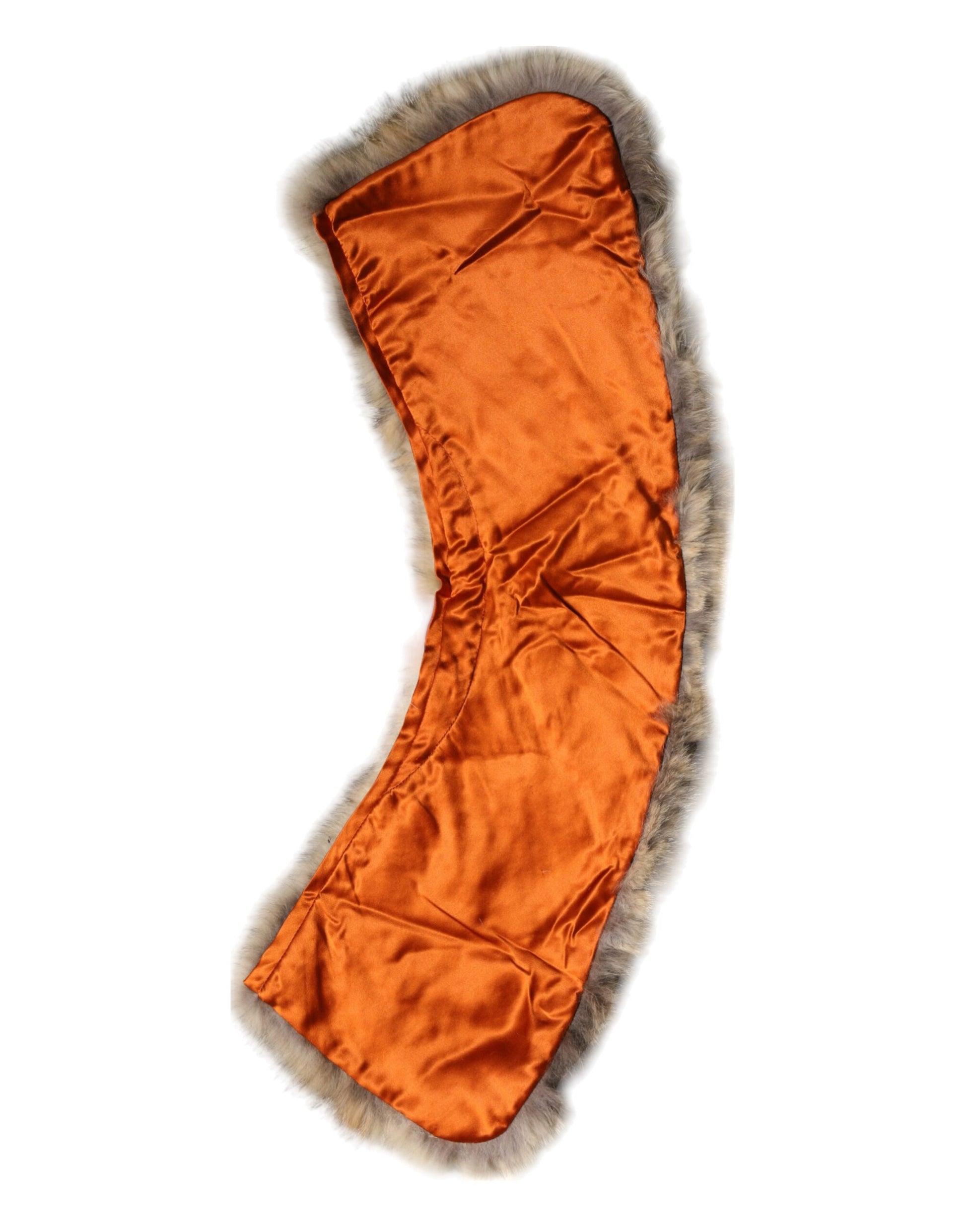Écharpe en fourrure marron pour les épaules et le cou.
