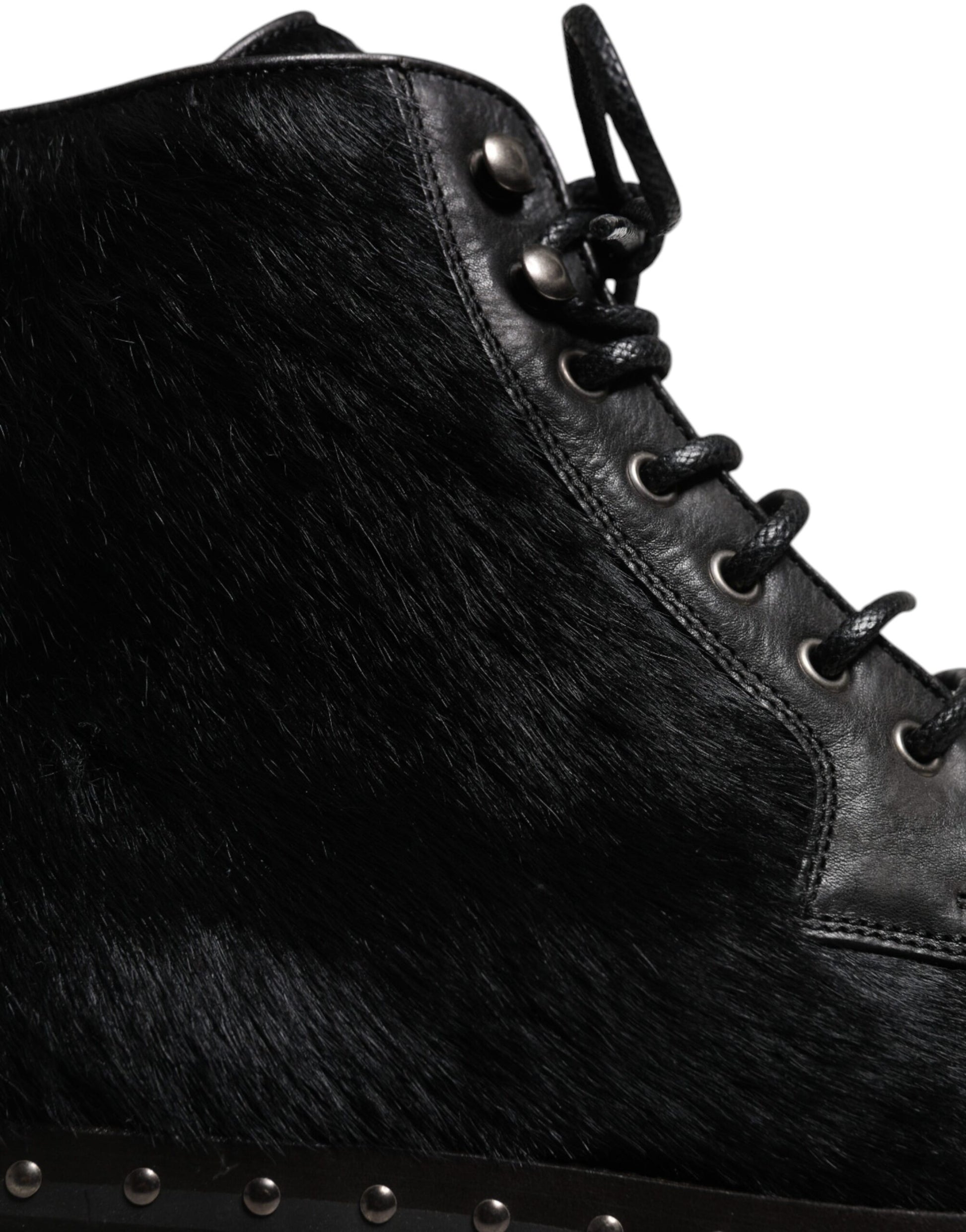 Bottines mi-mollet en cuir noir style Pony