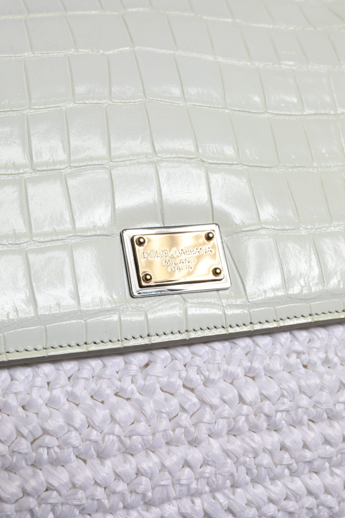 Sac à main bandoulière en cuir blanc et raffia avec poignée supérieure