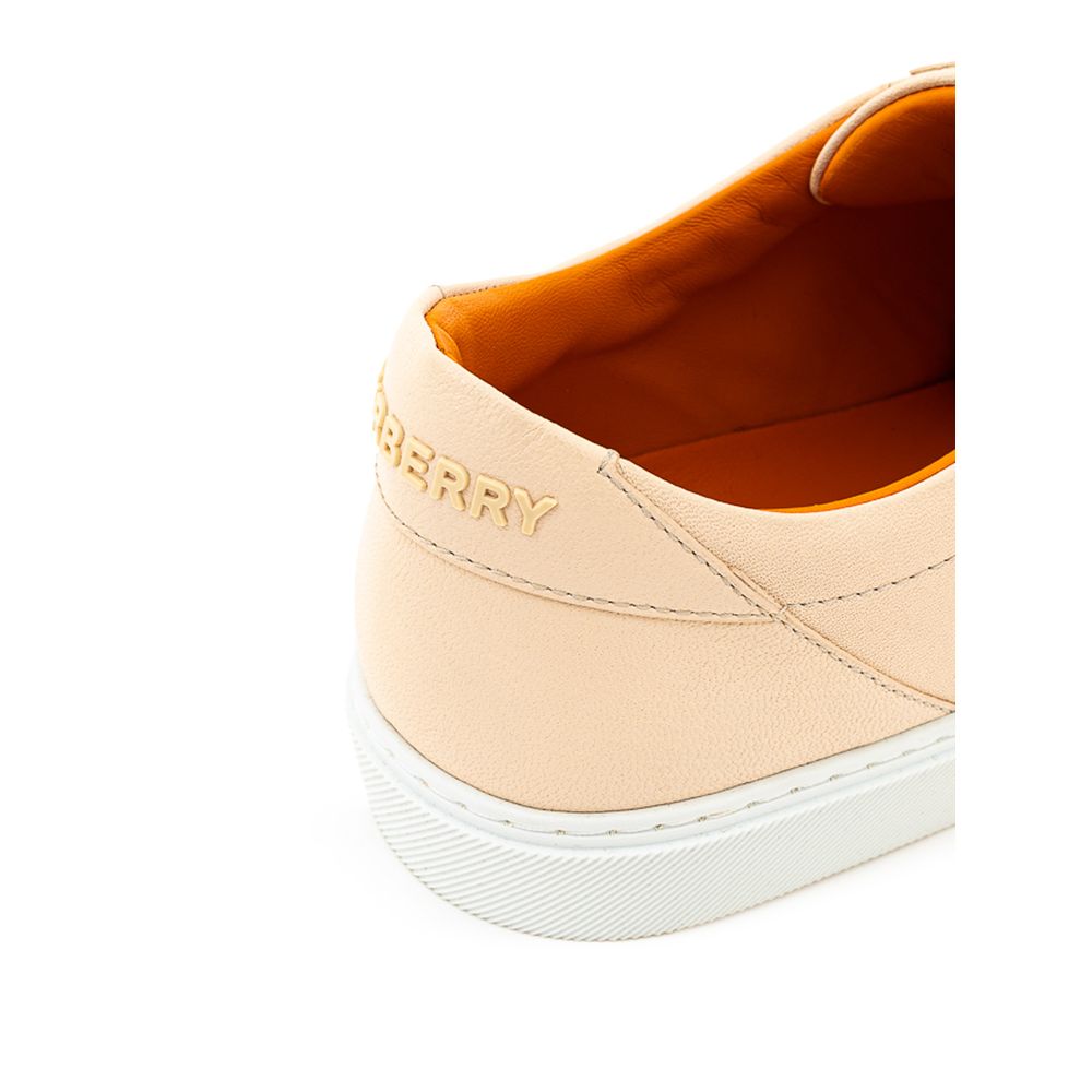 Baskets en cuir rose