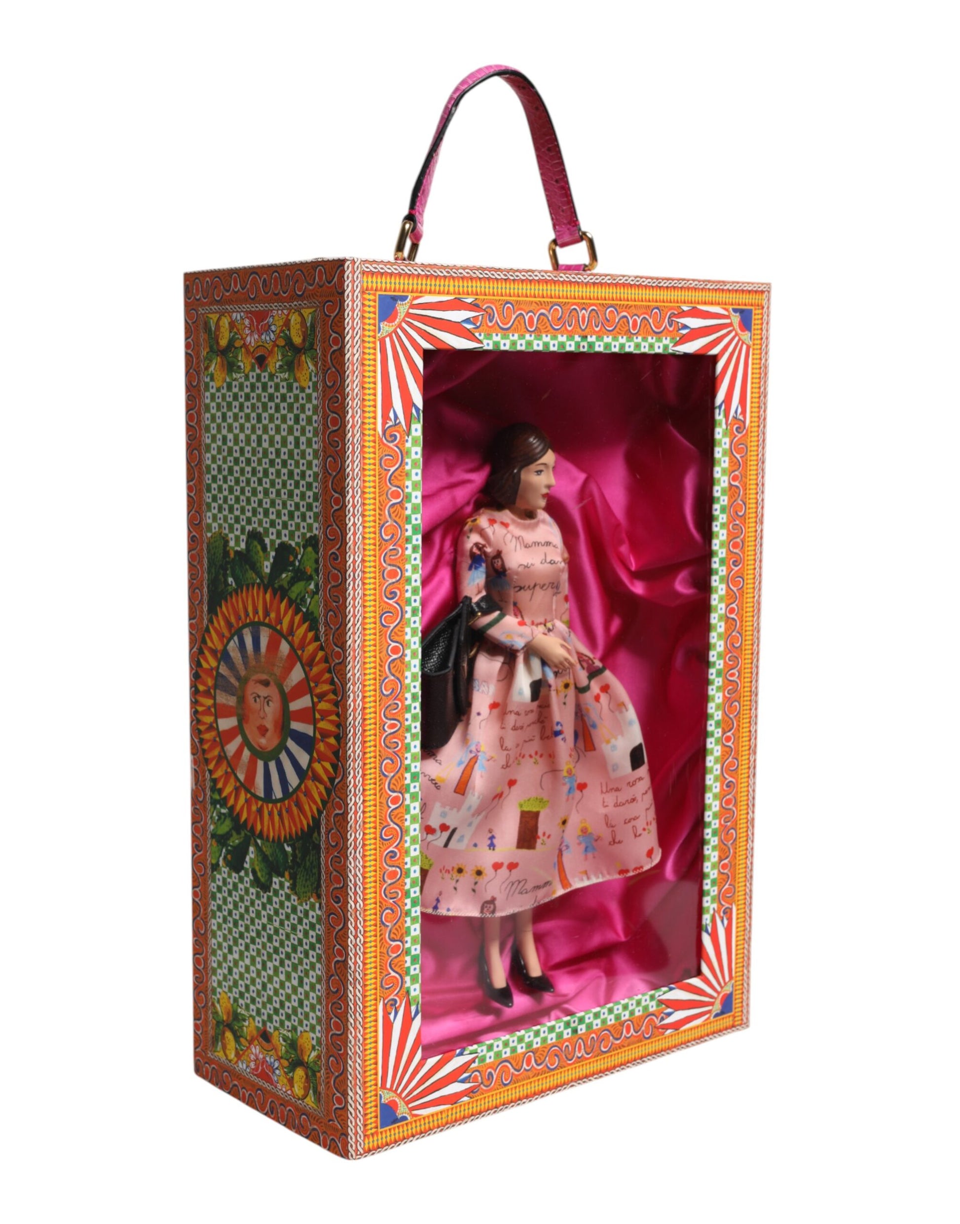 Robe rose, porcelaine de céramique, mode, cuir, poupées de Sicile