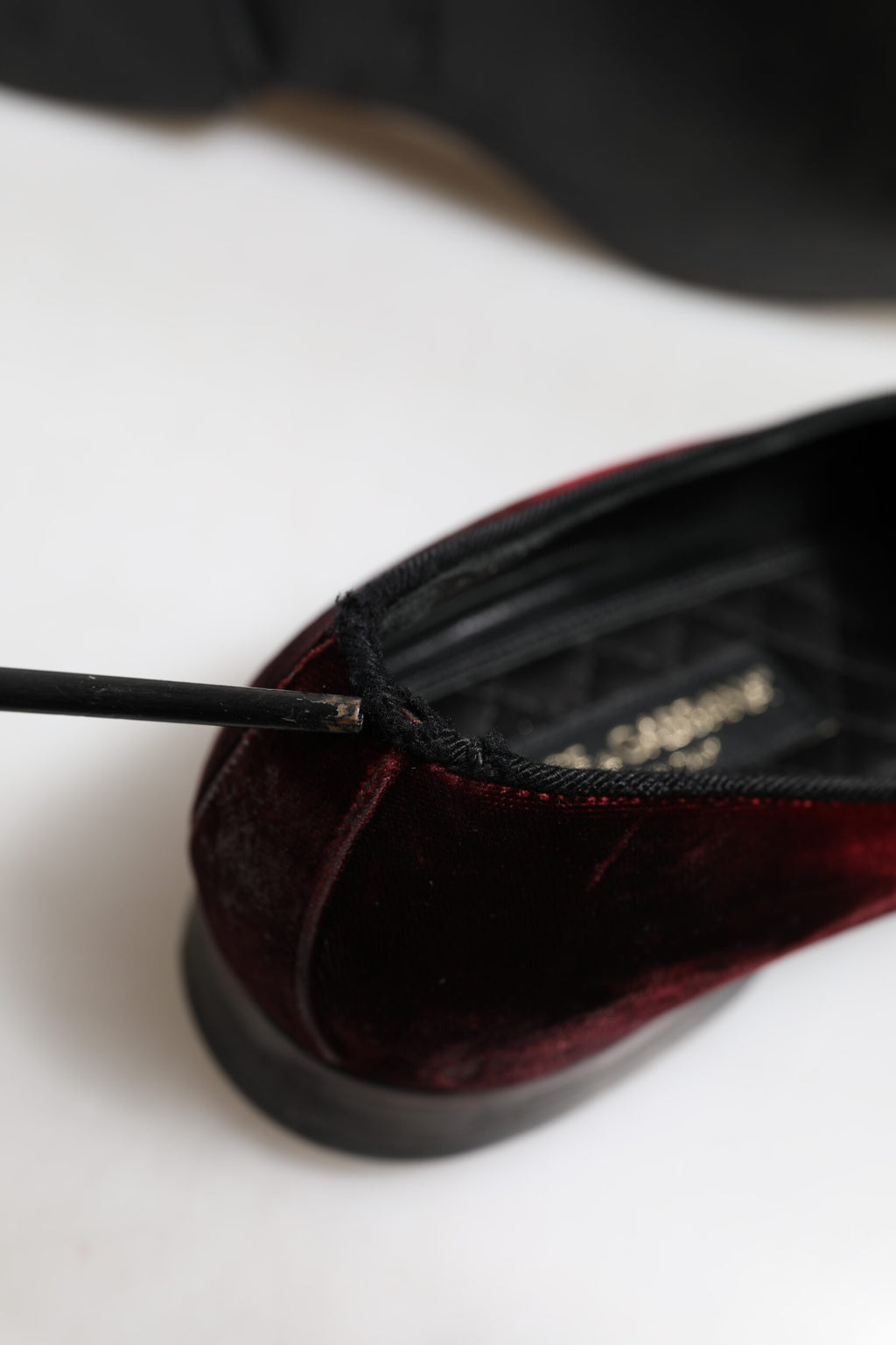 Chaussures habillées mocassins à enfiler pour homme en velours rouge