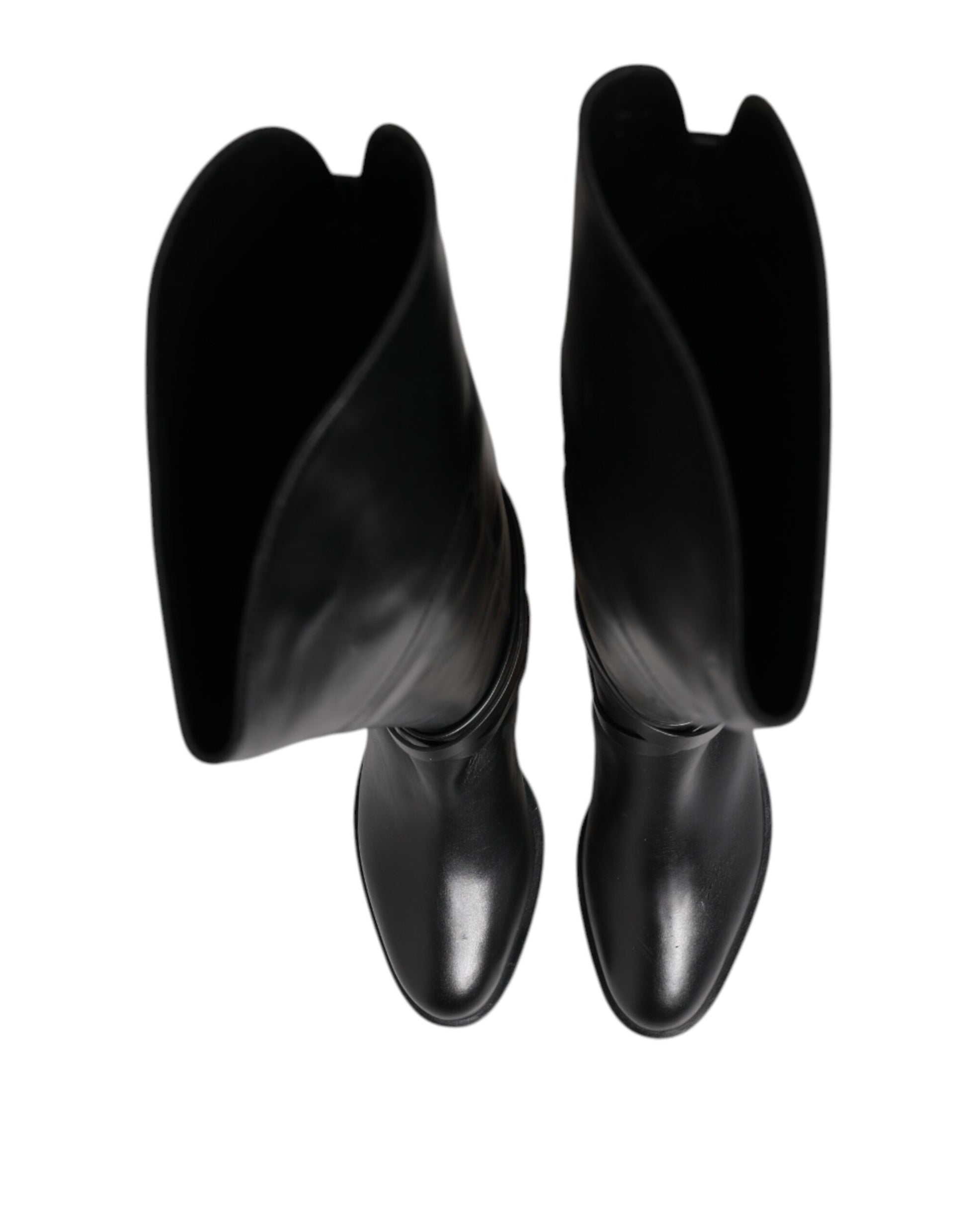 Bottines hautes en cuir noir avec boucle