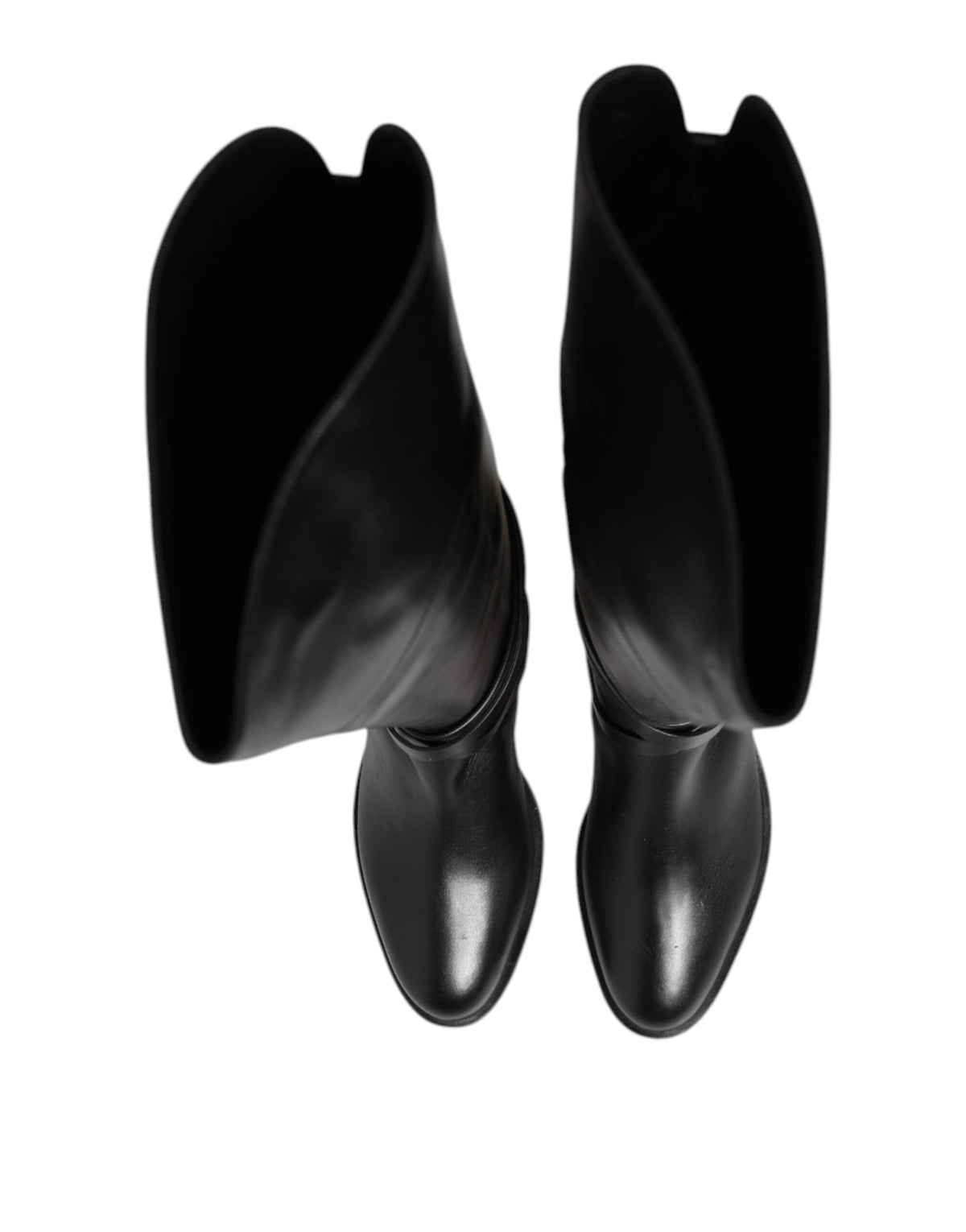 Bottines hautes en cuir noir avec boucle