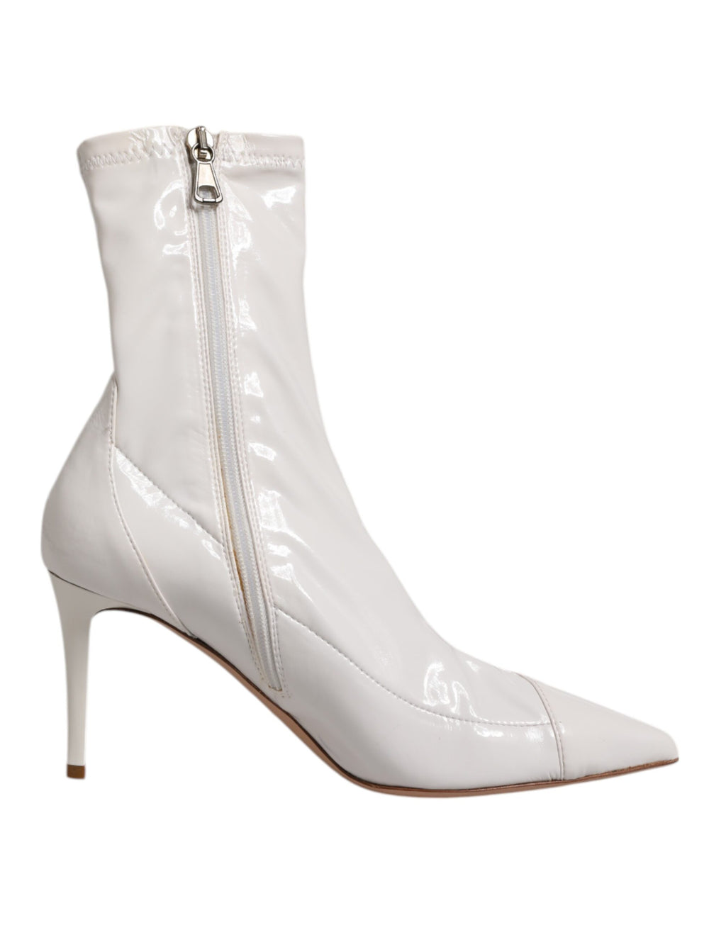 Bottines à talons aiguilles blancs, mi-mollet