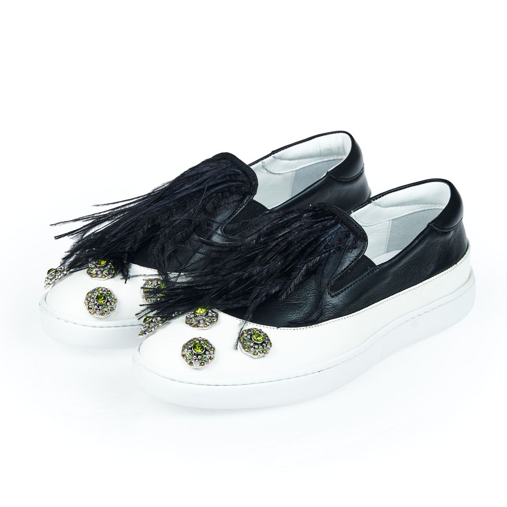 Chaussure en cuir de vachette noir et blanc