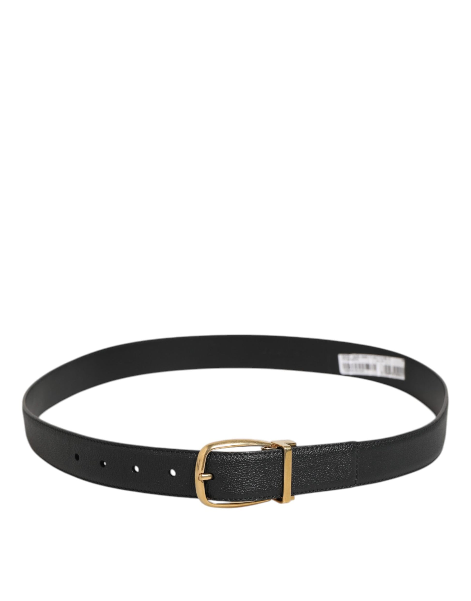 Ceinture en cuir noir classique avec boucle métallique et logo.